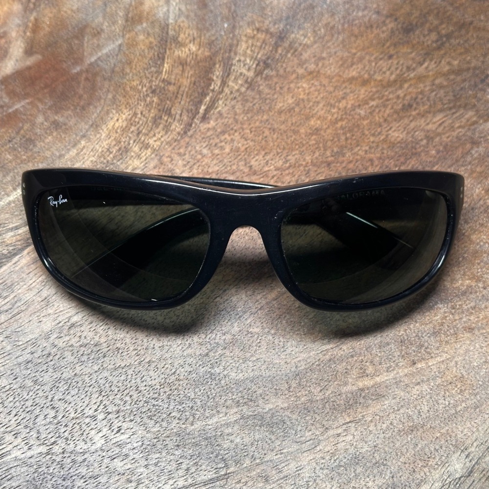 Vintage B&L Ray-Ban Balorama Sunglasses Black Bausch Lomb L2870 Needs Repair